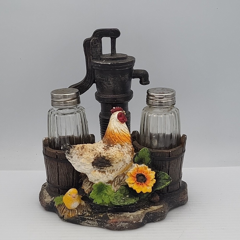 DWK‎ 2015 Rooster Water Pump Chicken Salt & Pepper Holders Country Farmhouse